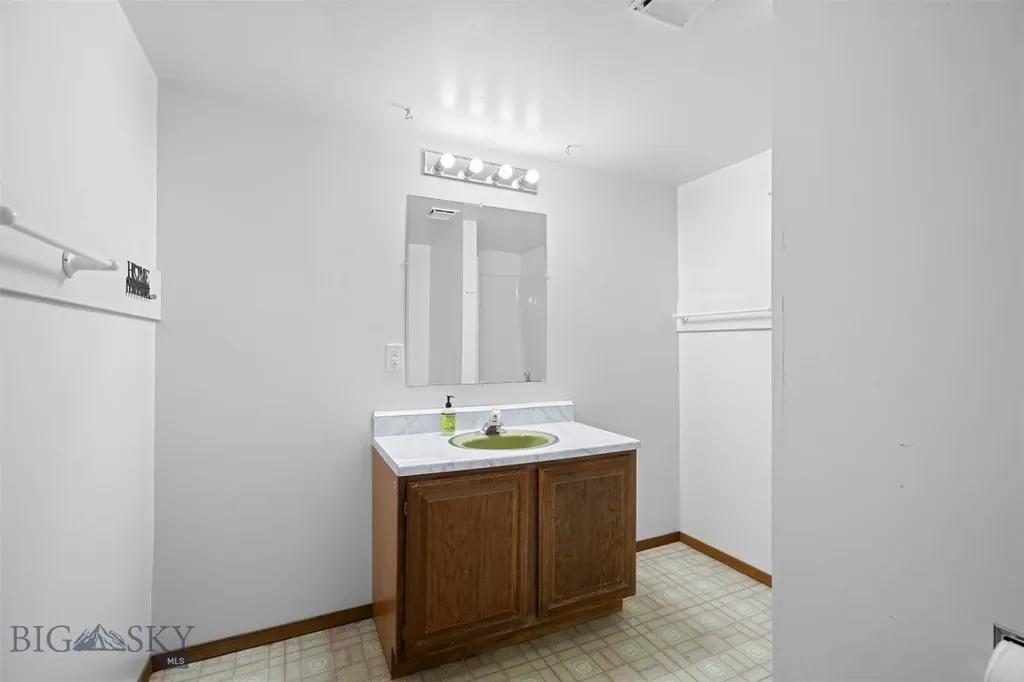 6600 Springhill Road Belgrade MT 59714