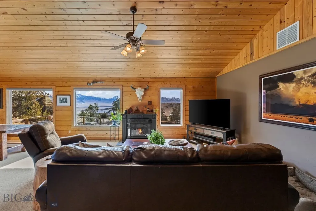 101 Deerfoot Trail Ennis MT 59729