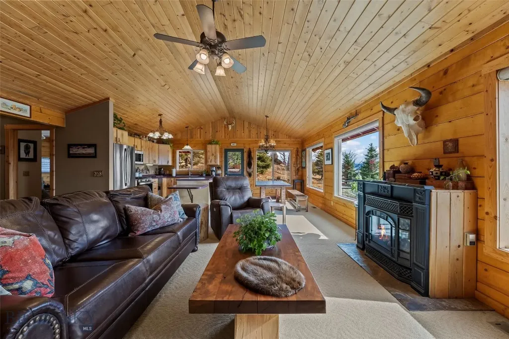 101 Deerfoot Trail Ennis MT 59729