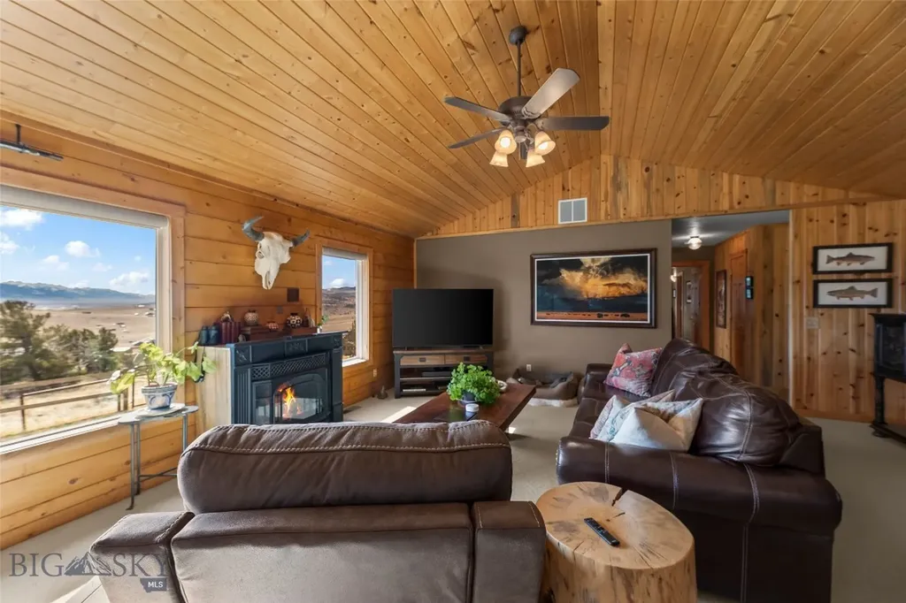 101 Deerfoot Trail Ennis MT 59729