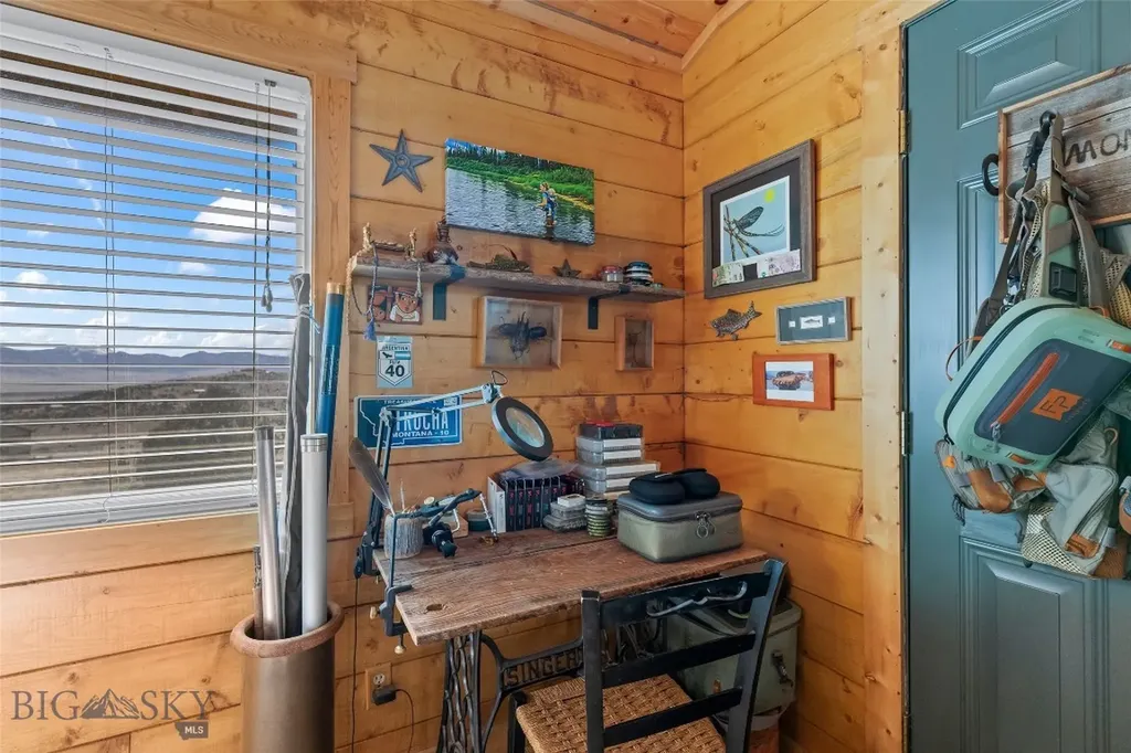 101 Deerfoot Trail Ennis MT 59729