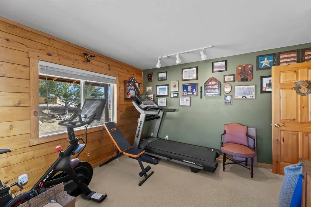 101 Deerfoot Trail Ennis MT 59729
