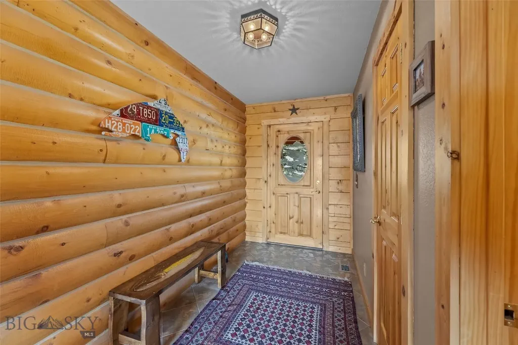 101 Deerfoot Trail Ennis MT 59729