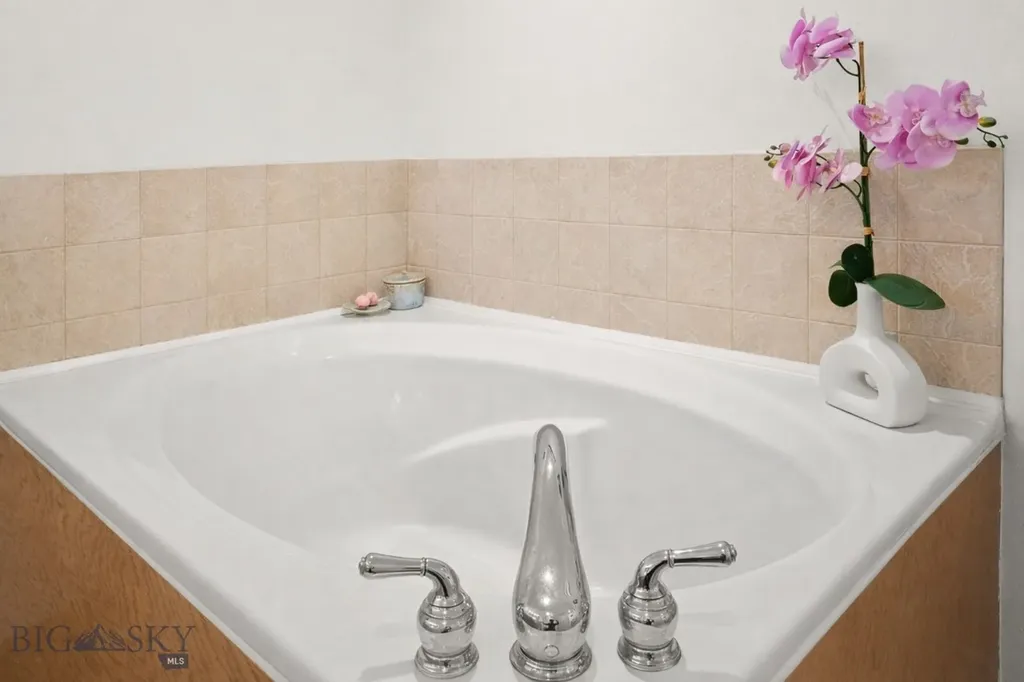 211 N Sanders Avenue Bozeman MT 59718