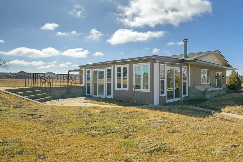 255 Smith Creek Road Forsyth MT 59327