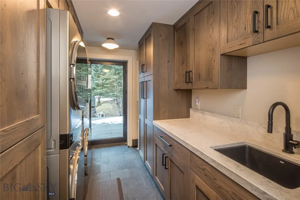 49622 Gallatin Road Big Sky MT 59730