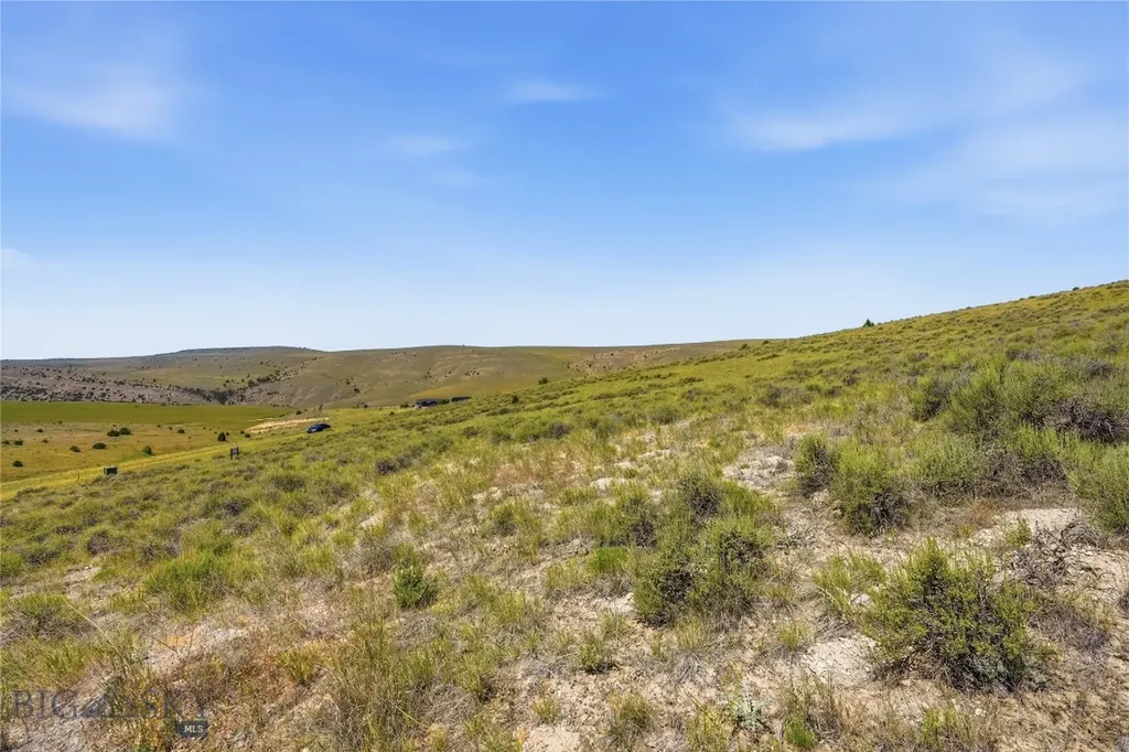157 Yarrow Lane Manhattan MT 59741