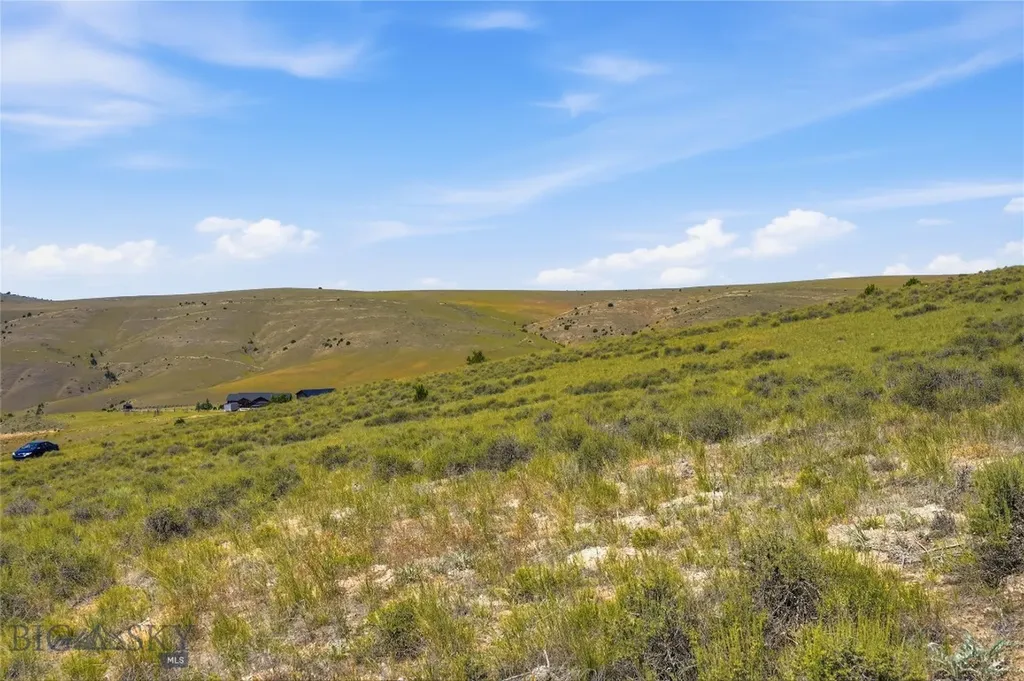 157 Yarrow Lane Manhattan MT 59741