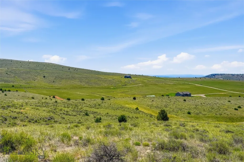 157 Yarrow Lane Manhattan MT 59741