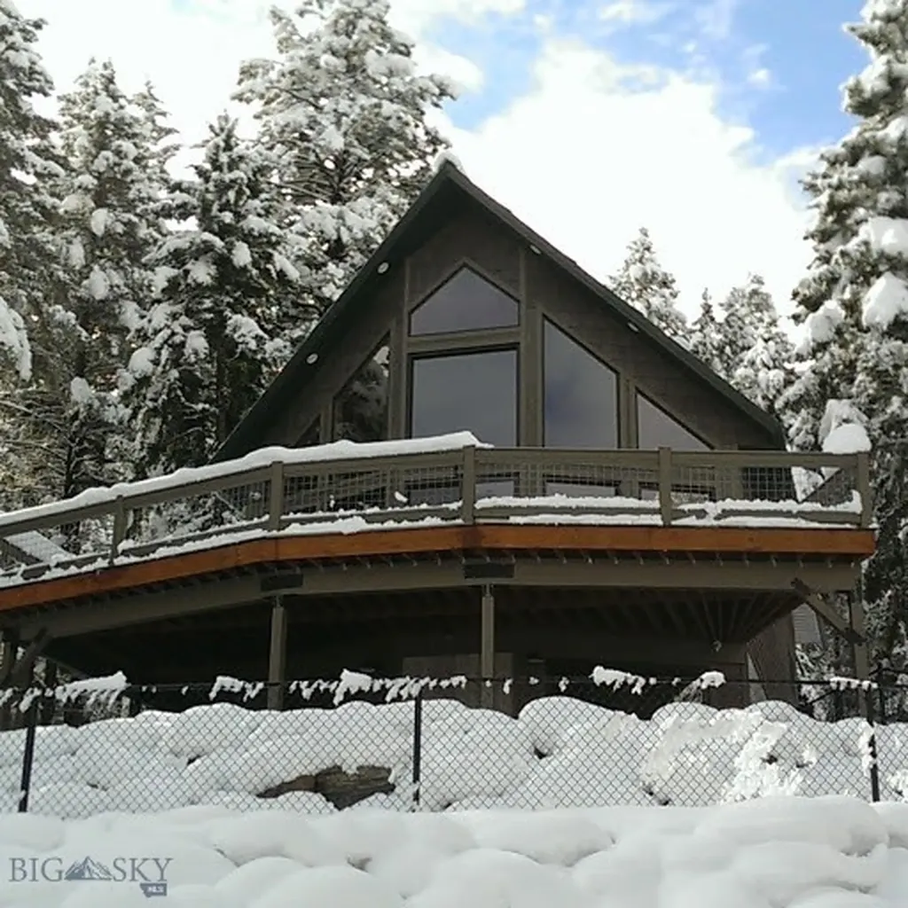 5 East Slope Road Mammoth MT 59721