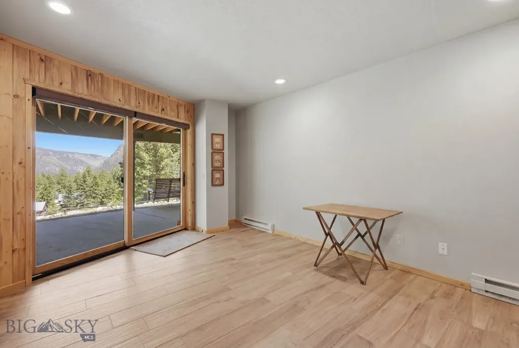 5 East Slope Road Mammoth MT 59721