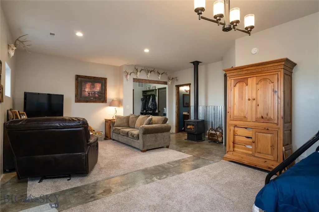 161 Price Road Three Forks MT 59752