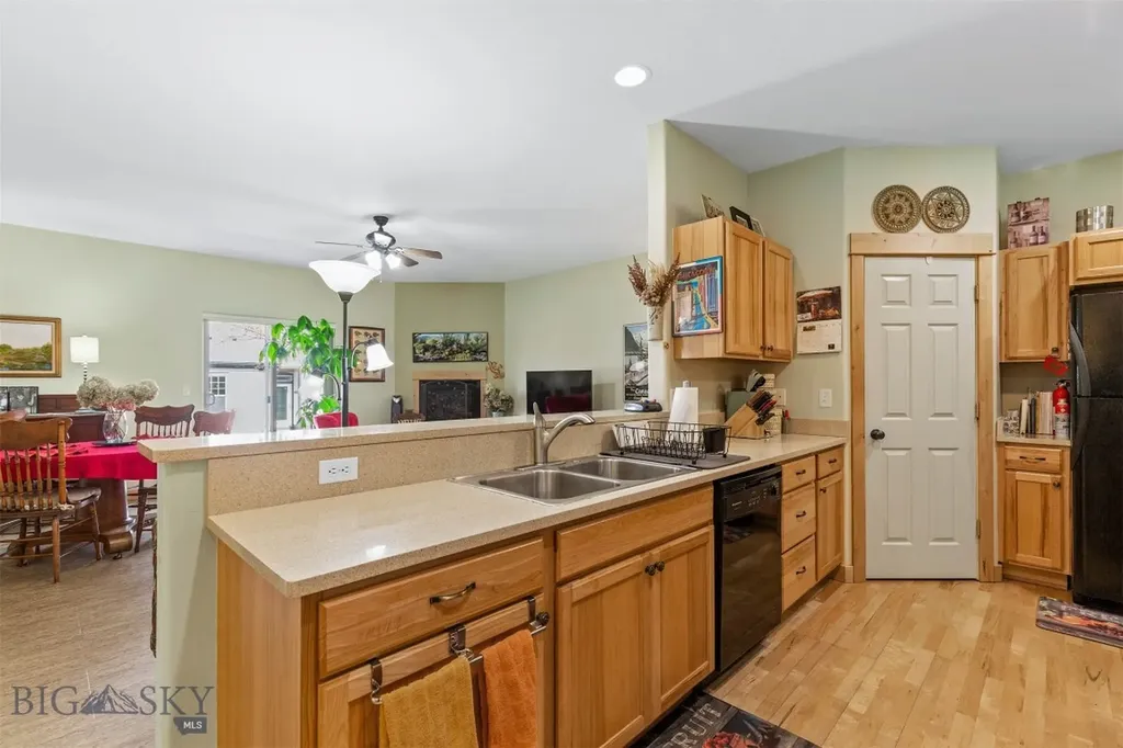 4541 Ethan Way Bozeman MT 59718