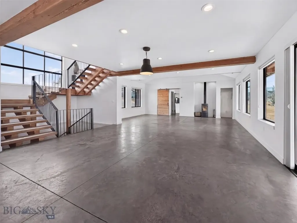 325 Higain Bozeman MT 59718