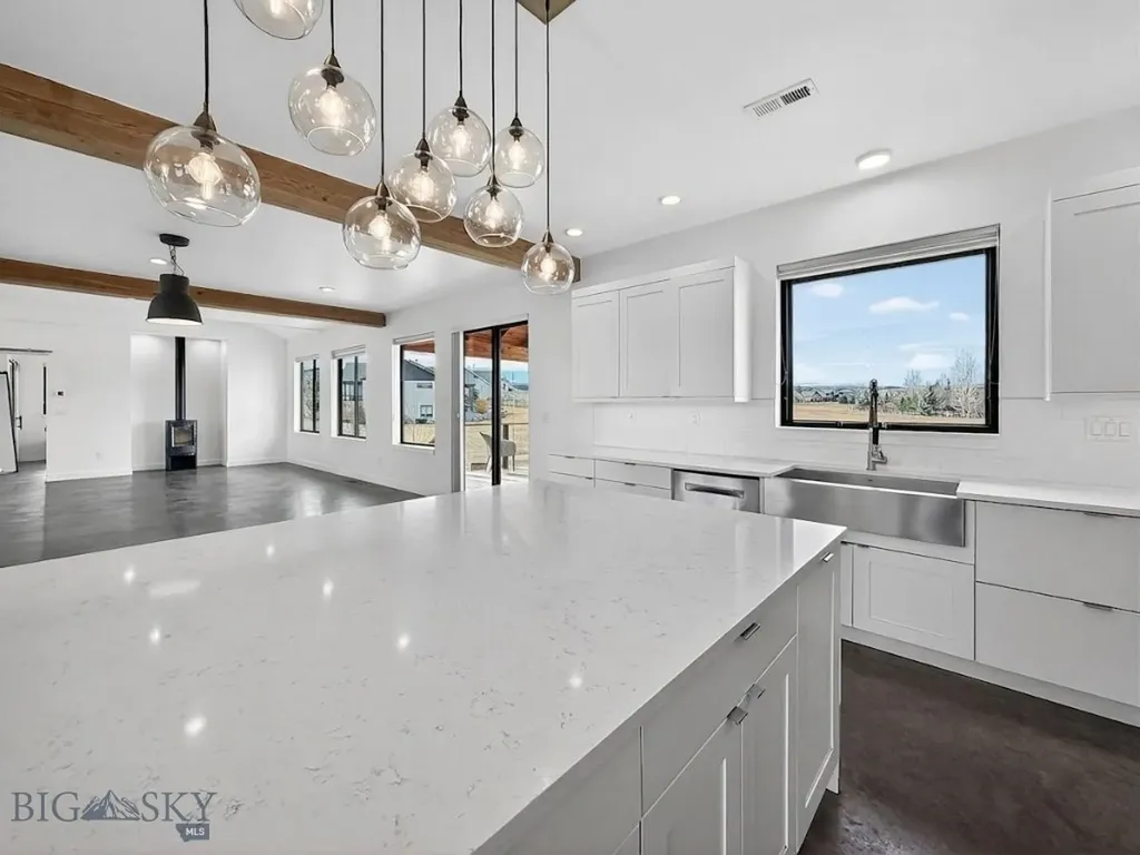 325 Higain Bozeman MT 59718