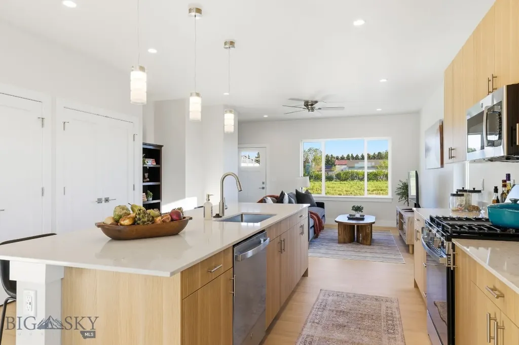 805 Spaniel Lane Belgrade MT 59714