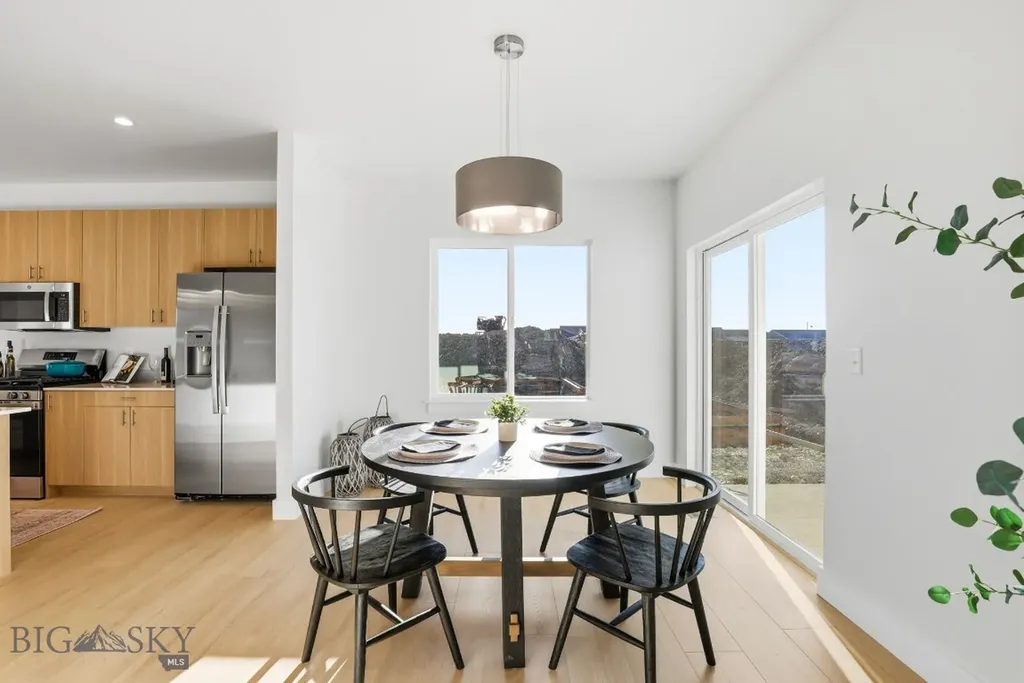 805 Spaniel Lane Belgrade MT 59714