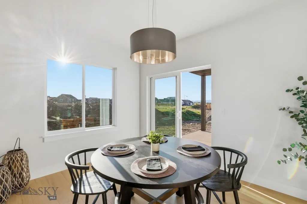 805 Spaniel Lane Belgrade MT 59714