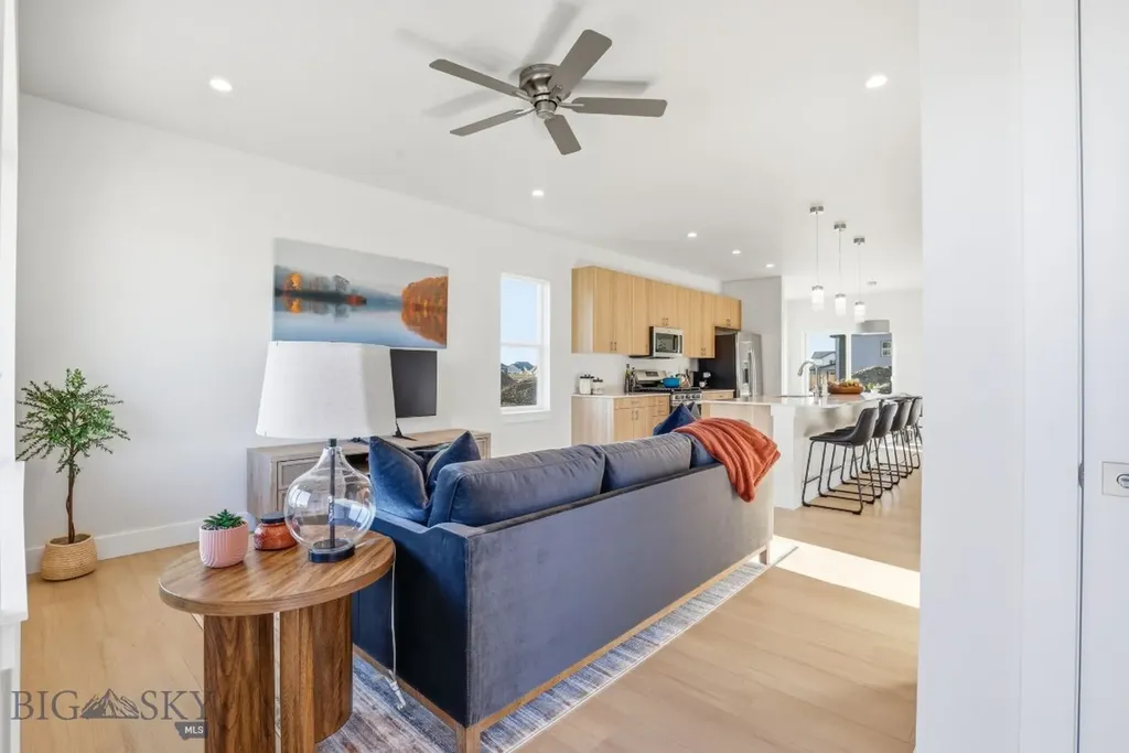 805 Spaniel Lane Belgrade MT 59714