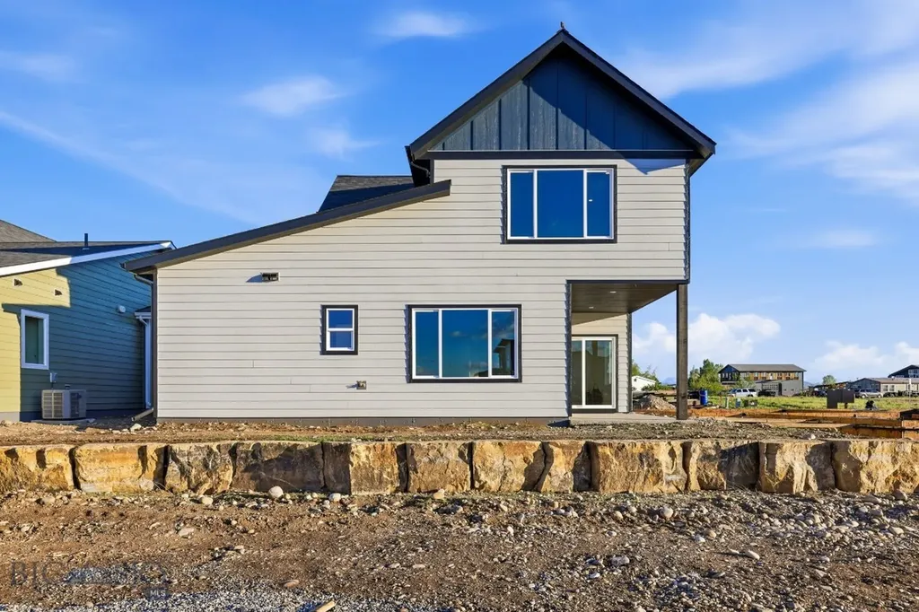 805 Spaniel Lane Belgrade MT 59714