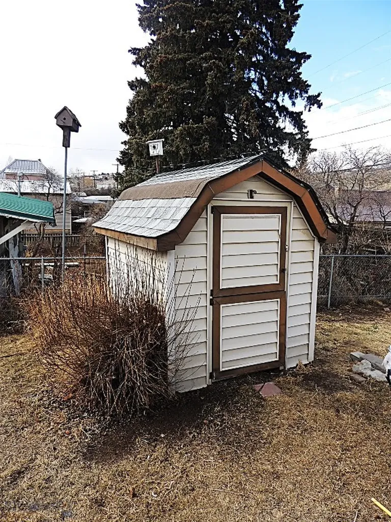 2211 Walnut Street Butte MT 59701