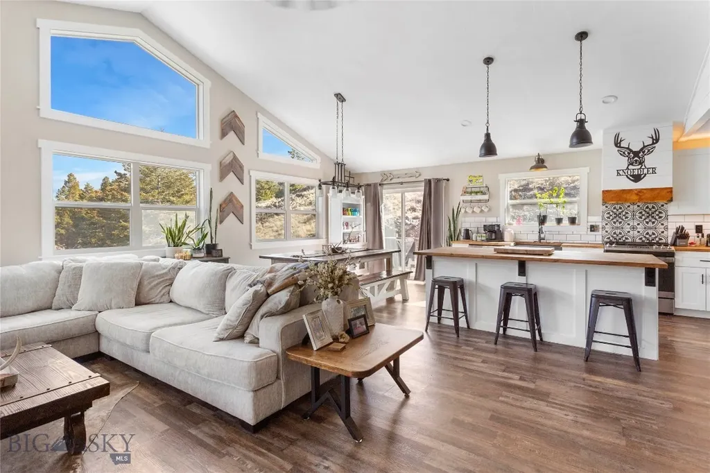 960 Tenderfoot Trail Ramsay MT 59748