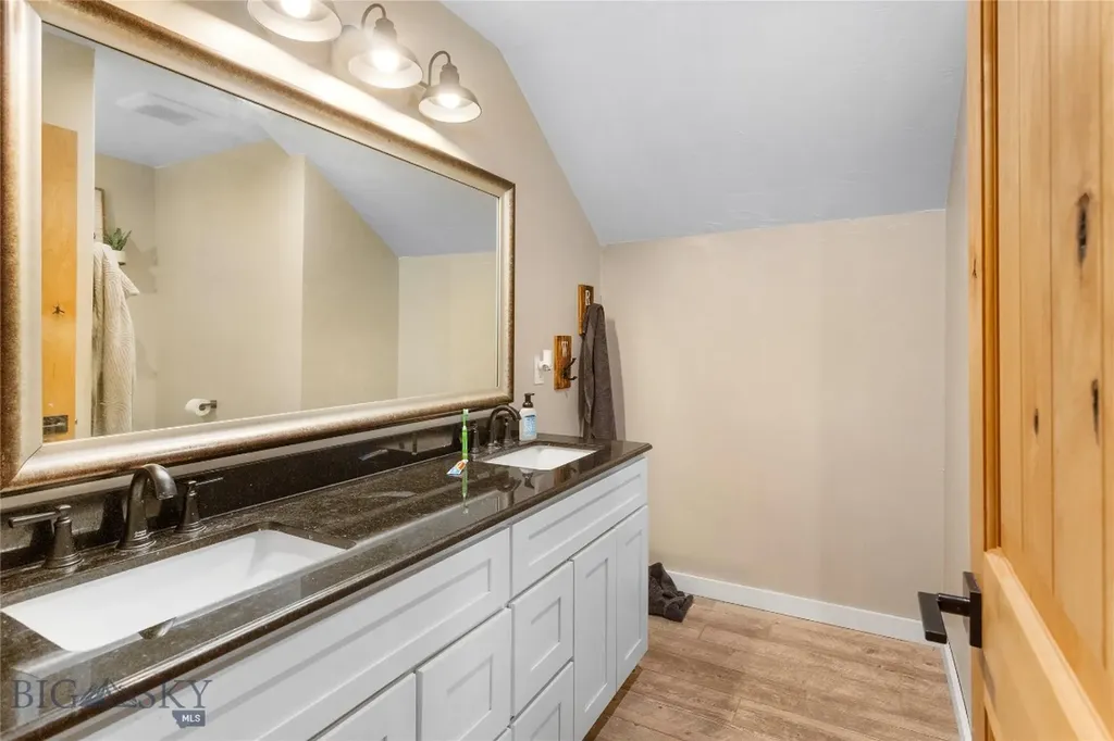 960 Tenderfoot Trail Ramsay MT 59748