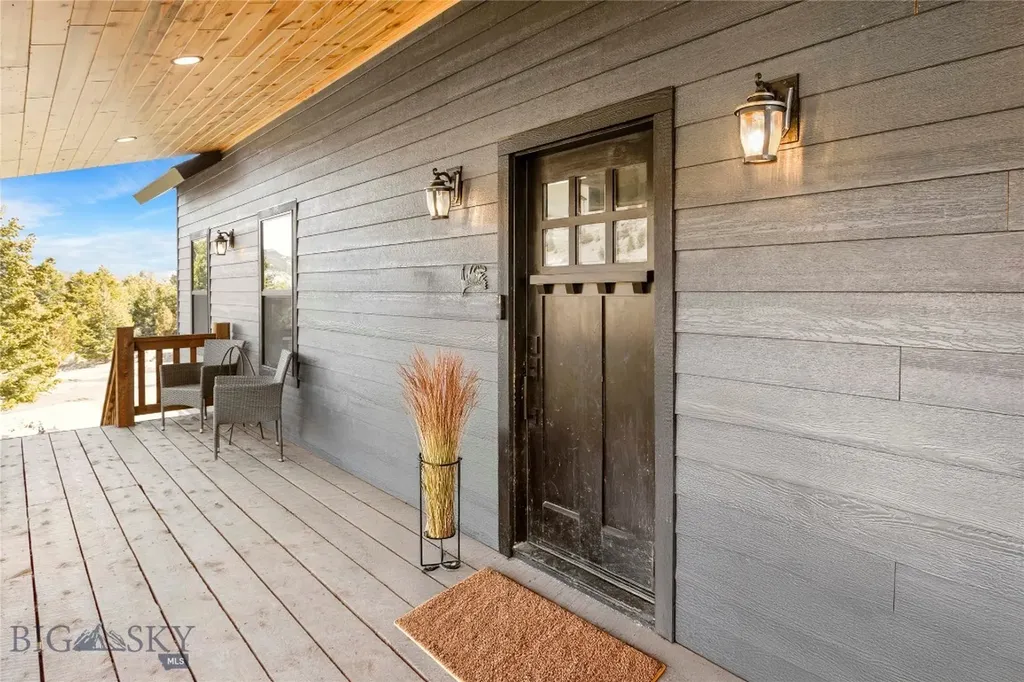960 Tenderfoot Trail Ramsay MT 59748