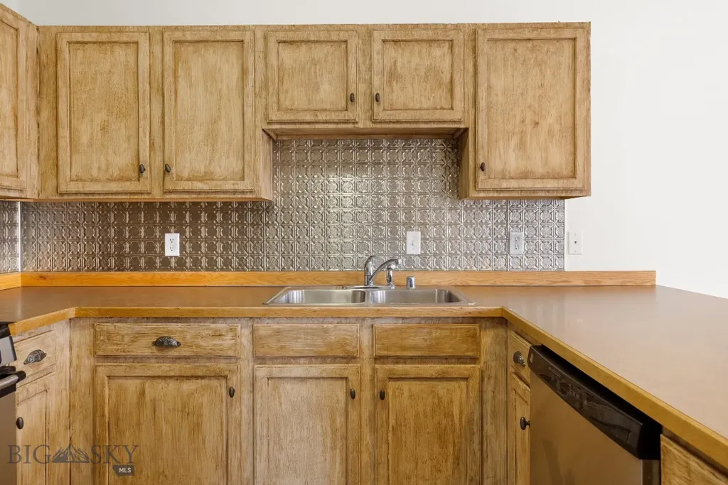 4076 Broadwater Street Bozeman MT 59718