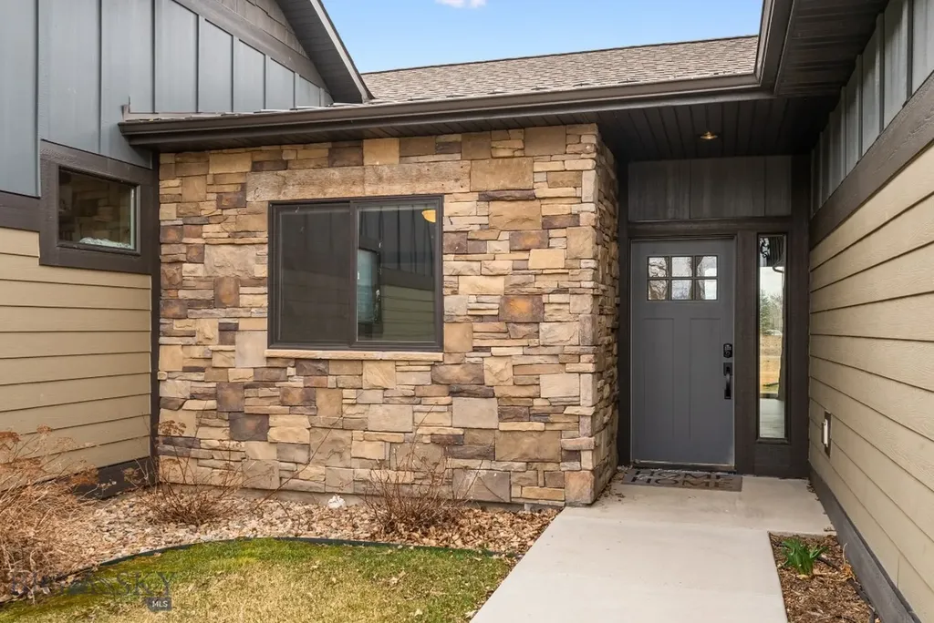 91 Croft Farms Road Belgrade MT 59714