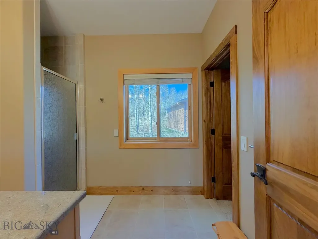 36 Dutchman Trail Cameron MT 59720