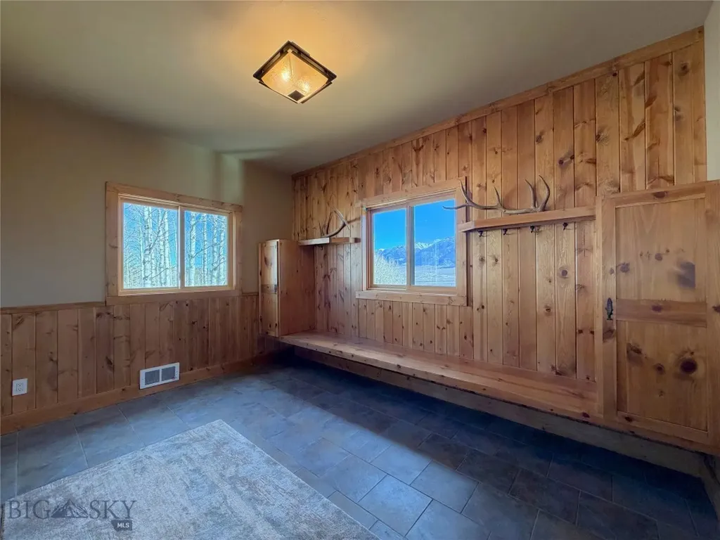 36 Dutchman Trail Cameron MT 59720