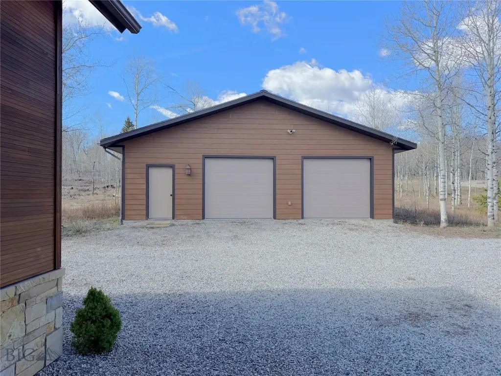 36 Dutchman Trail Cameron MT 59720