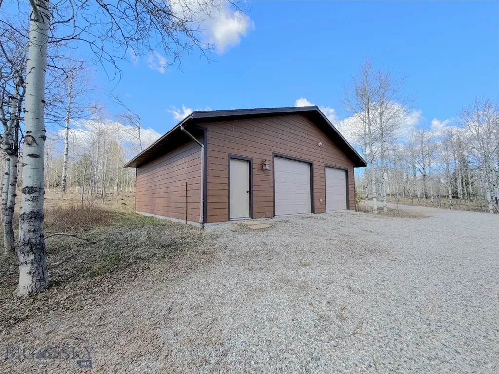 36 Dutchman Trail Cameron MT 59720