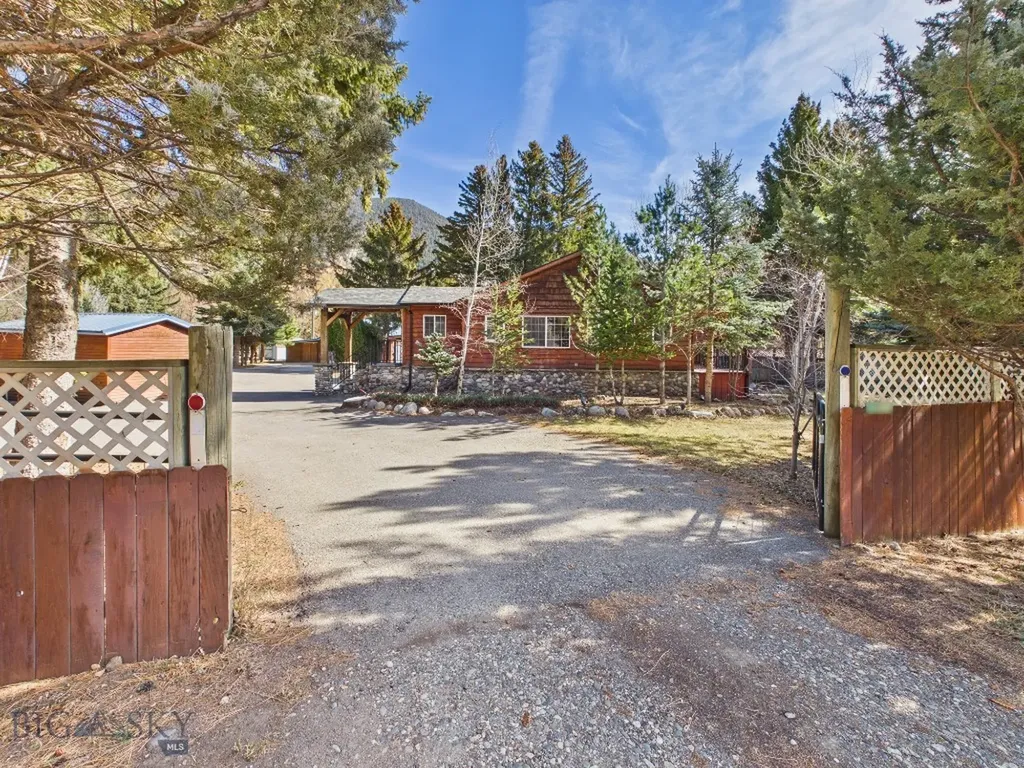 4964 Us Highway 89 S Livingston MT 59047