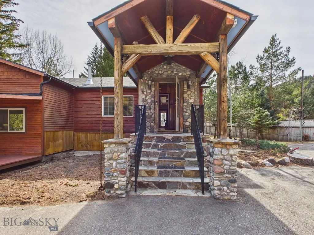 4964 Us Highway 89 S Livingston MT 59047