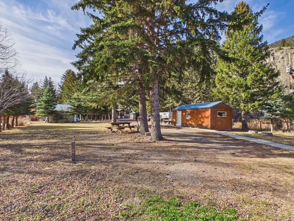 4964 Us Highway 89 S Livingston MT 59047