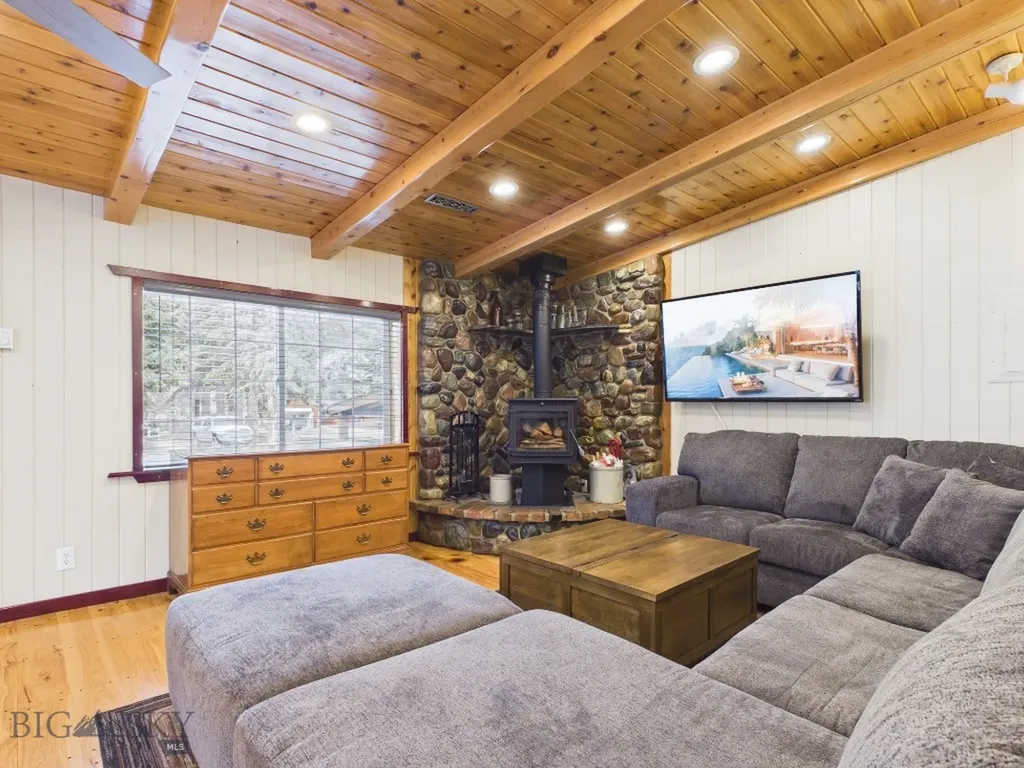 4964 Us Highway 89 S Livingston MT 59047