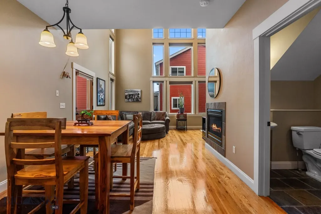 2272 Gallatin Green Bozeman MT 59718