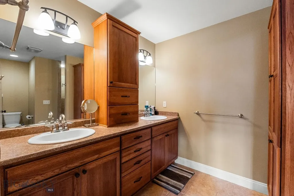 2272 Gallatin Green Bozeman MT 59718
