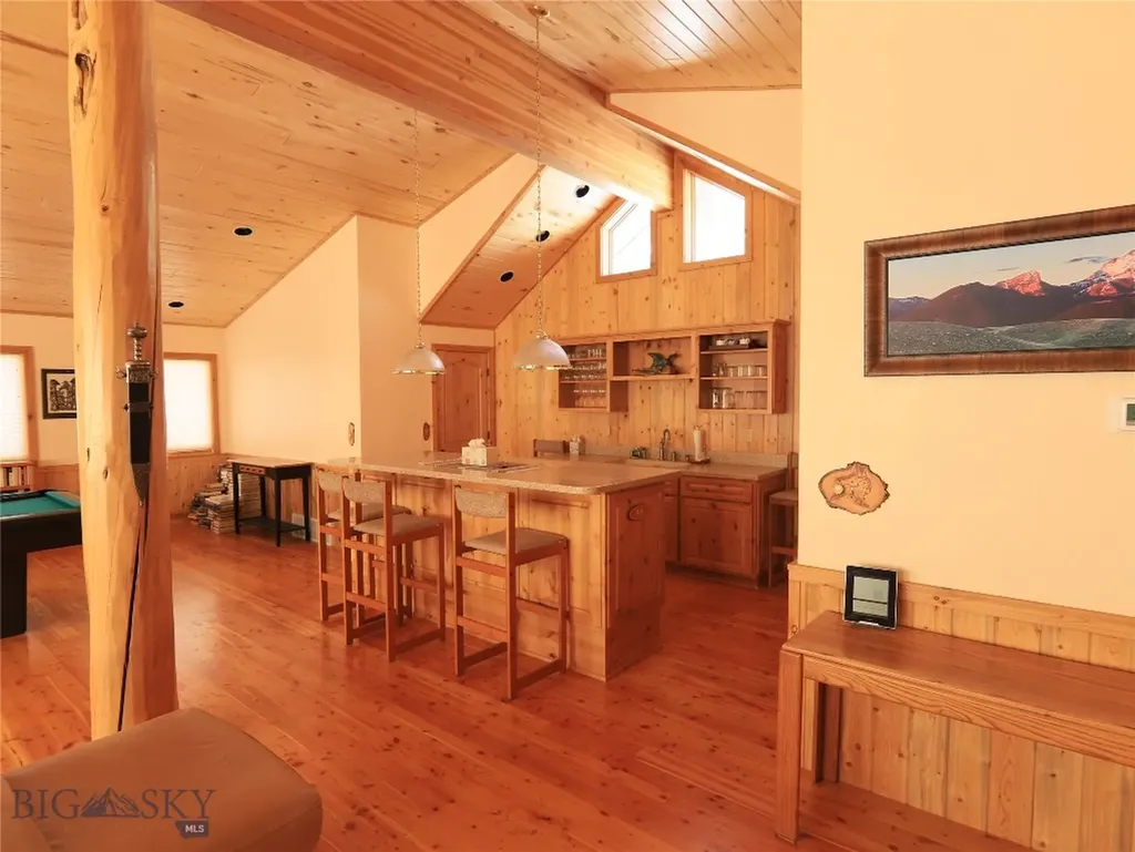40 Sunshine Way West Yellowstone MT 59758
