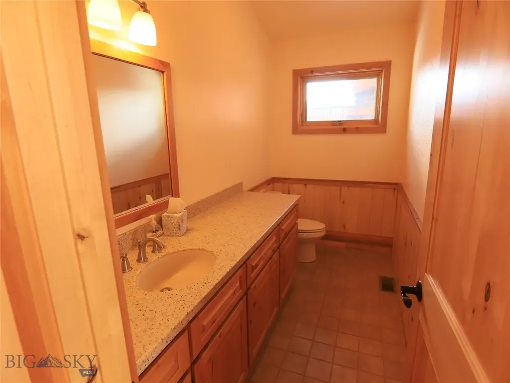 40 Sunshine Way West Yellowstone MT 59758