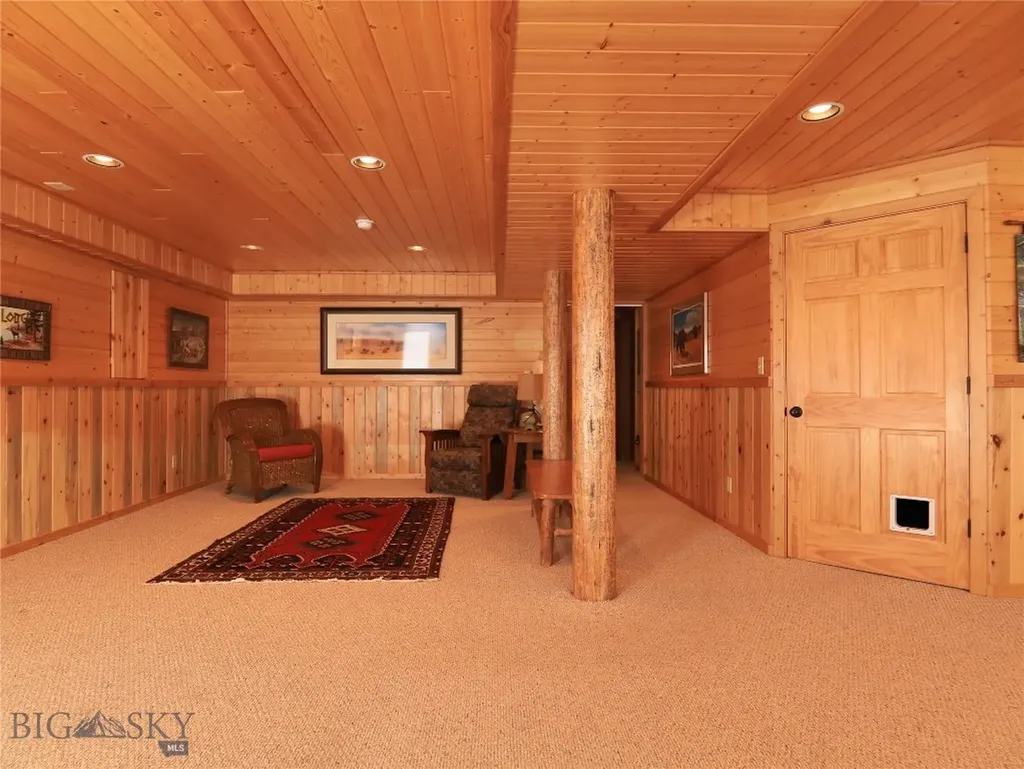 40 Sunshine Way West Yellowstone MT 59758