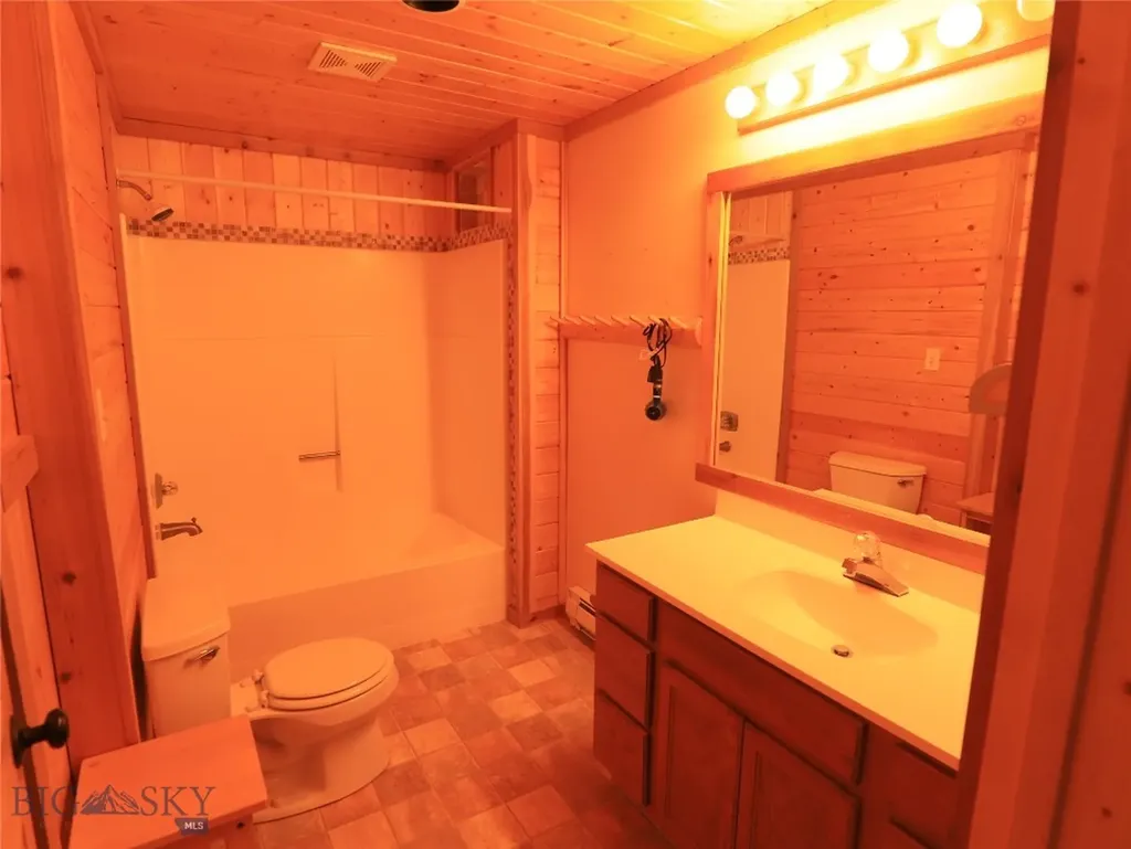 40 Sunshine Way West Yellowstone MT 59758