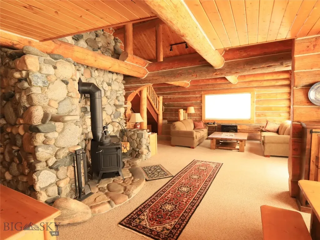 40 Sunshine Way West Yellowstone MT 59758