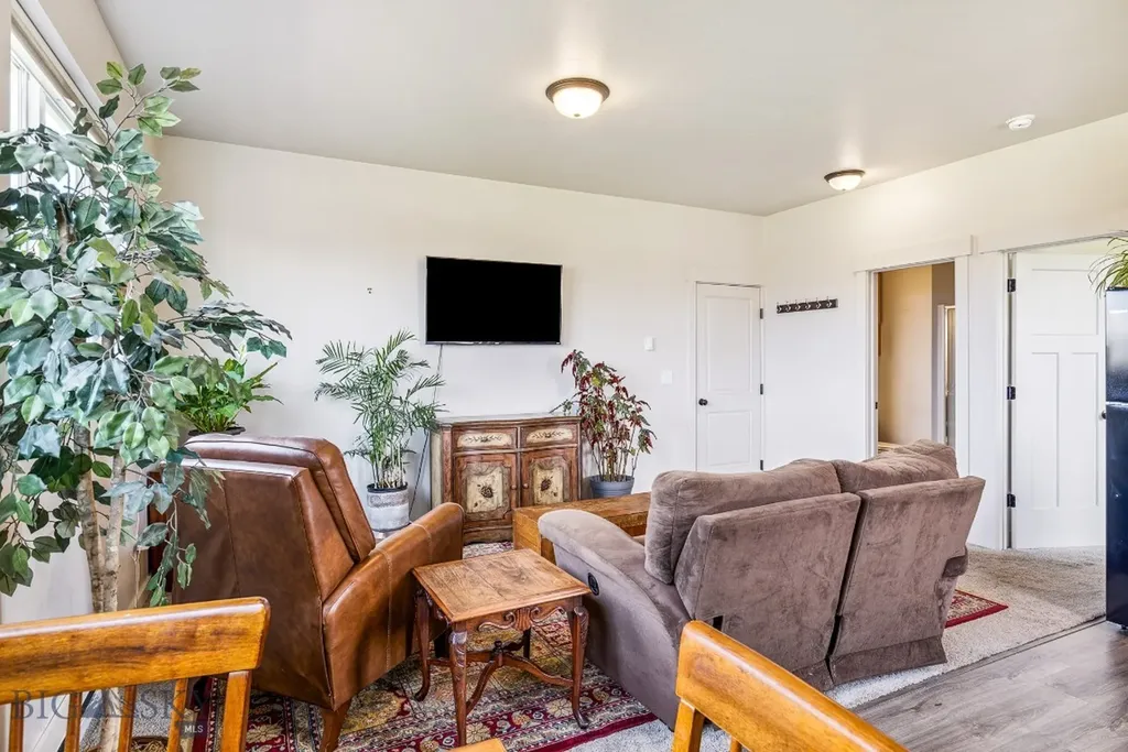166 King Meadows Lane Bozeman MT 59718