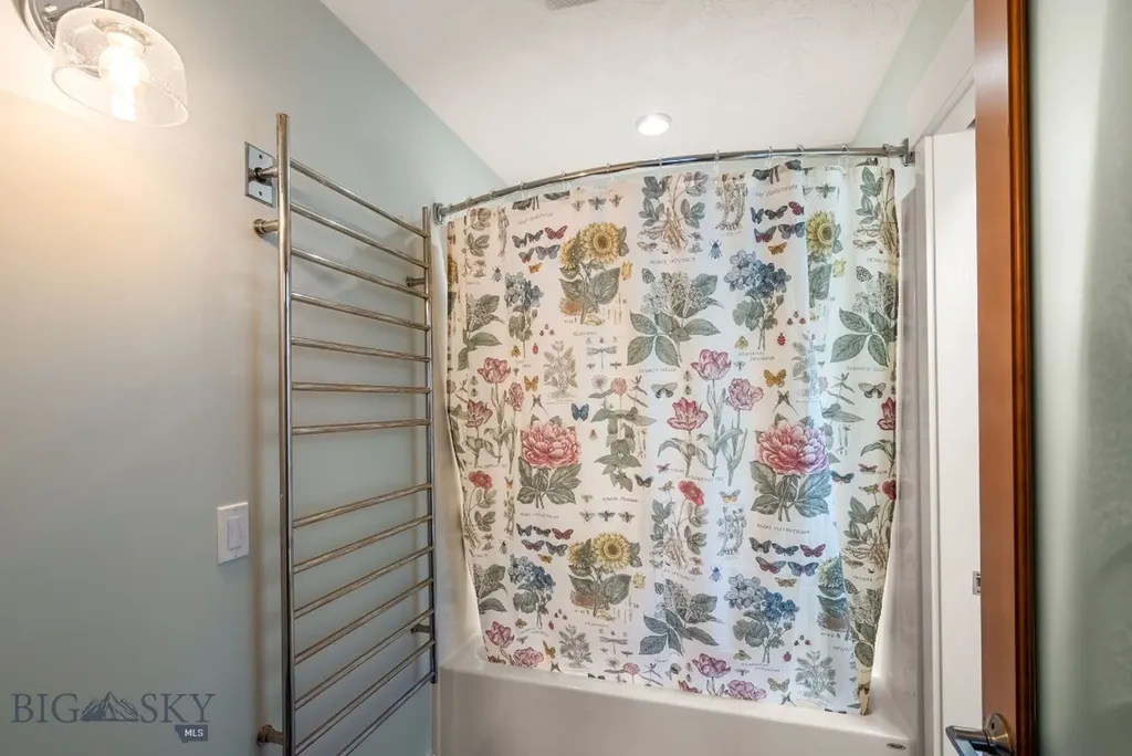 17/19 E Aspen Street Bozeman MT 59715
