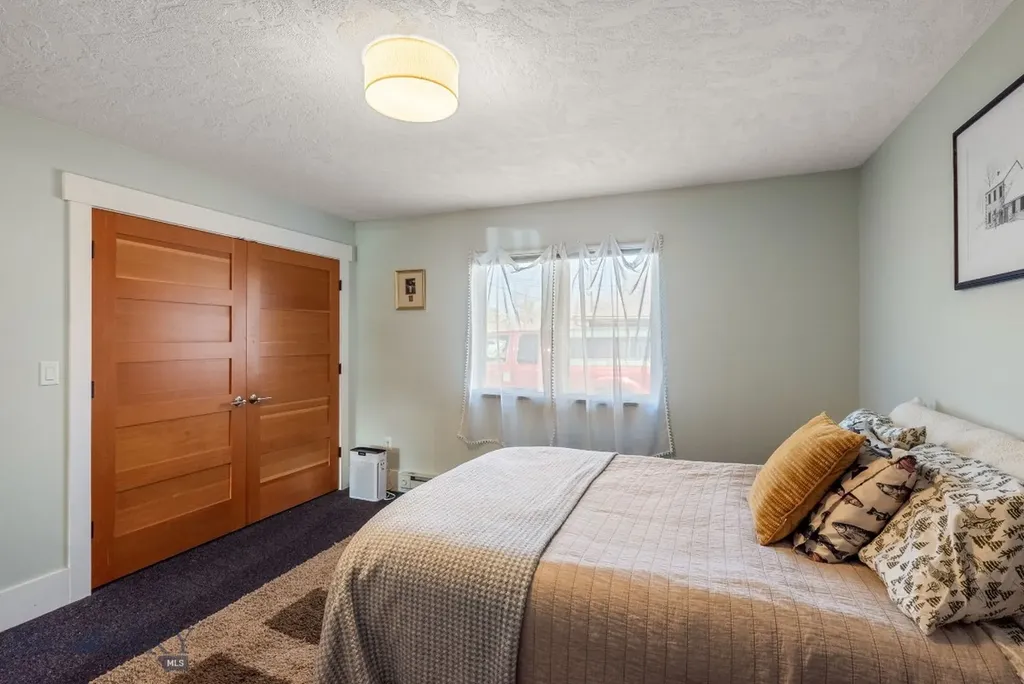 17/19 E Aspen Street Bozeman MT 59715