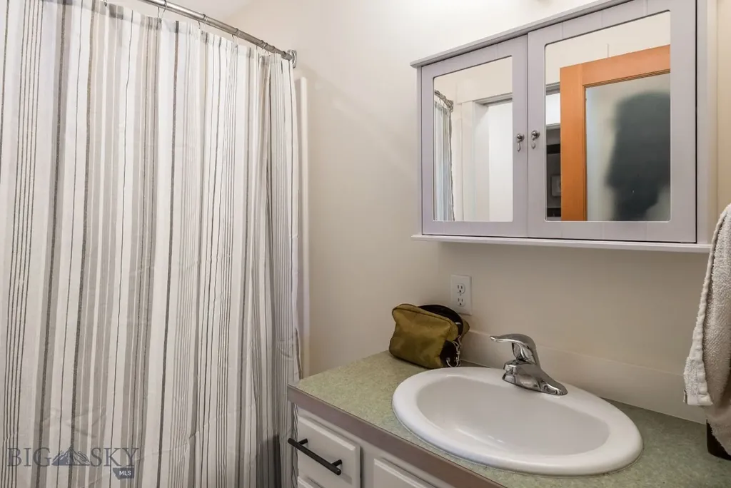 17/19 E Aspen Street Bozeman MT 59715