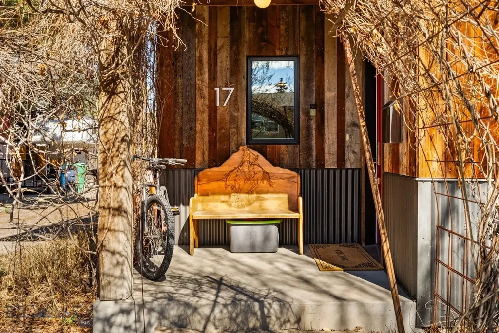 17/19 E Aspen Street Bozeman MT 59715